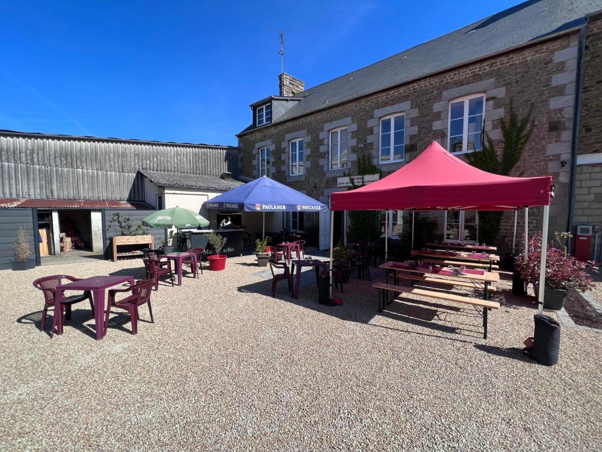 Au Pere Tranquille Hotel Tinchebray-Bocage Kültér fotó